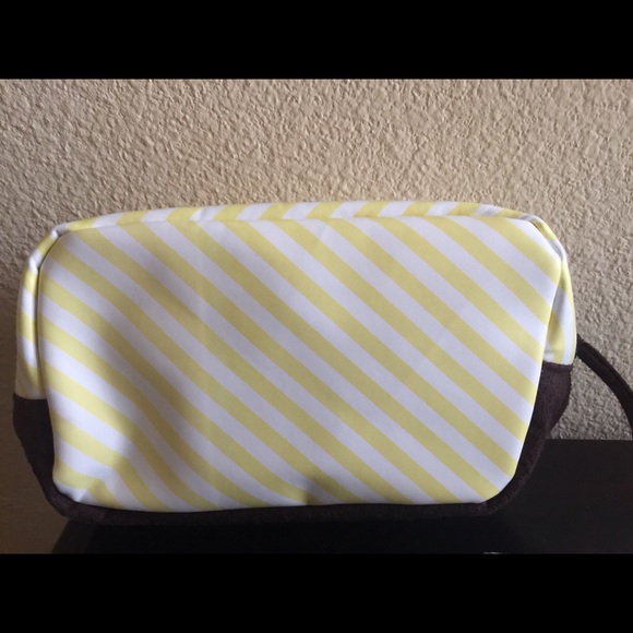 Thank God For Girlfriends Make Up Bag - Picture 2 of 2